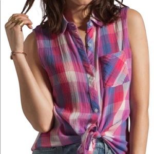 Rails • Sleeveless Plaid Button Down Top